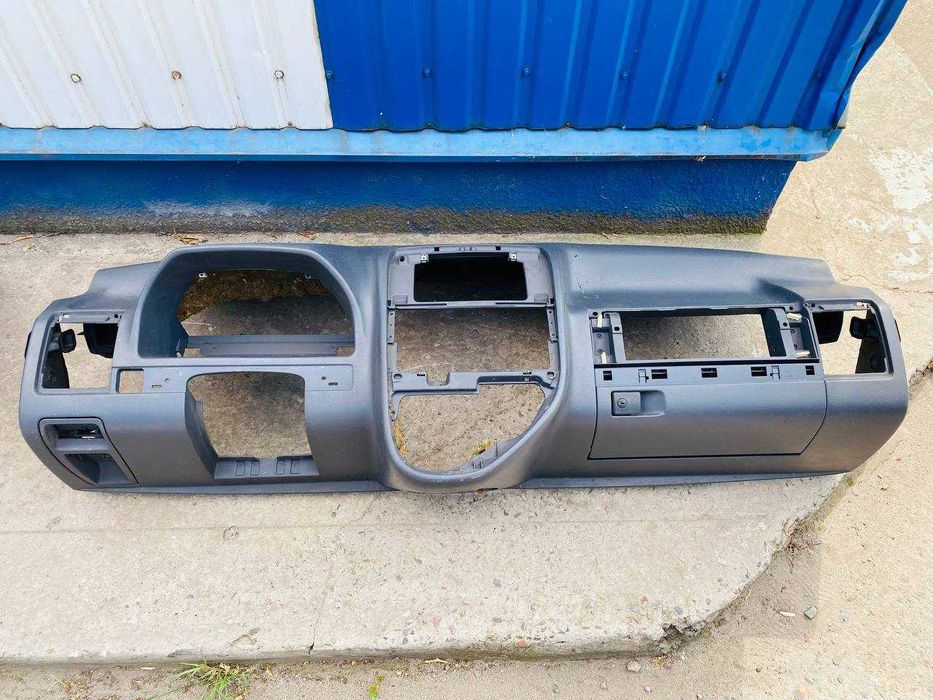 Торпедо Vito 638 2.2 Cdi панель приладів Віто 638 запчасти разборка