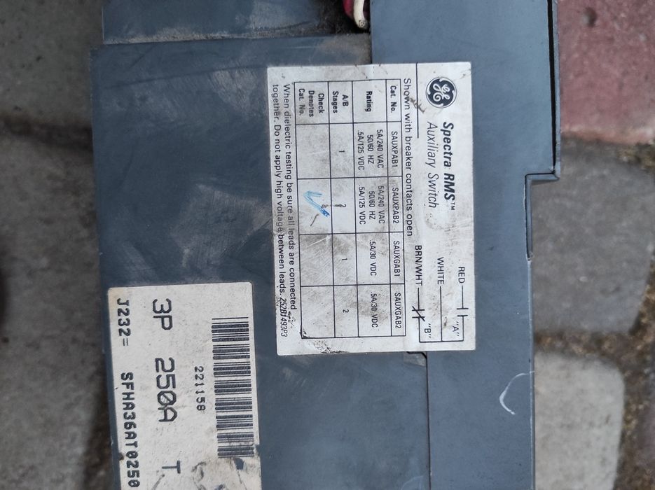 Електроавтомат General elektrik