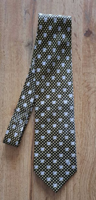 Sprzedam krawat  Versace.