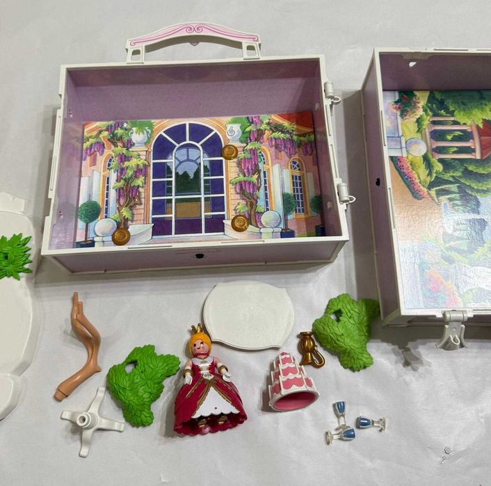 Mala Playmobil Palácio/Jardim com Boneca e Acessórios