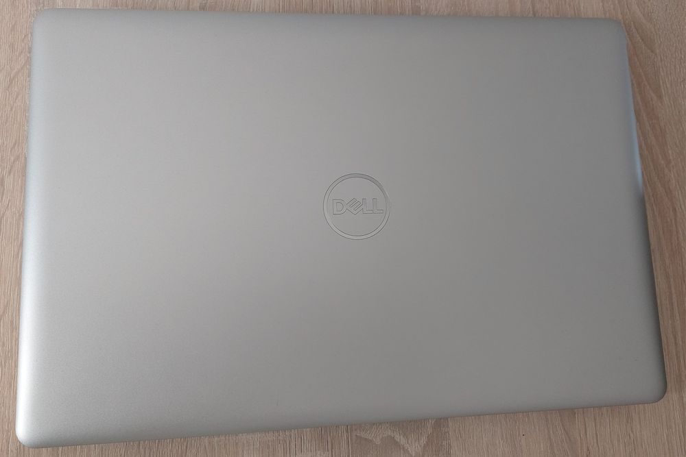 Laptop DELL Inspiron 3793 - i7-1065G7/16GB/512 SSD + 1TB/Win11/MX230