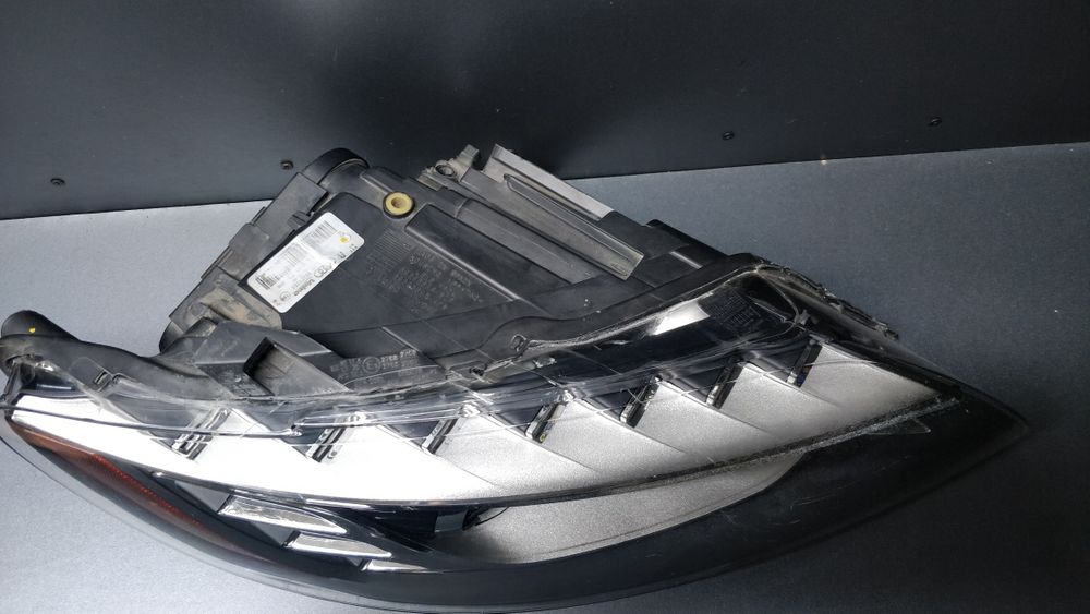 Фара audi q7 USA Led