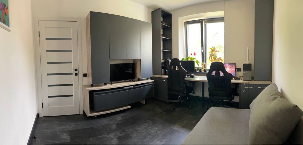 Продам 3 кімнатну квартиру Карачуни . Є- відновленя .