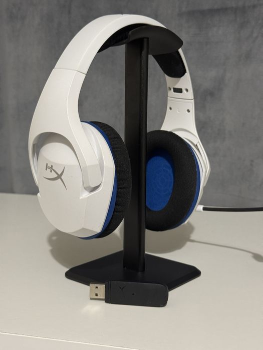 Headset HyperX Cloud Stinger Wireless PS5/PS4/PC Branco
