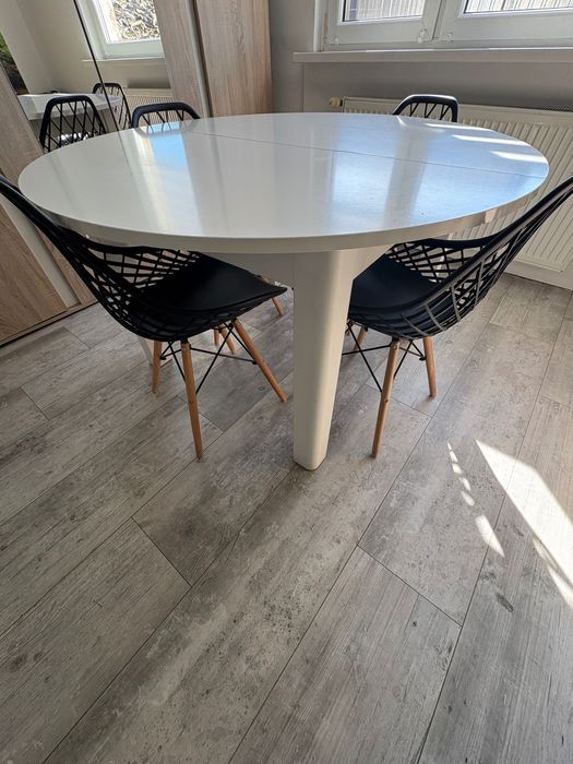 Stół okrągły 130 do jadalni rozkładany do 180cm