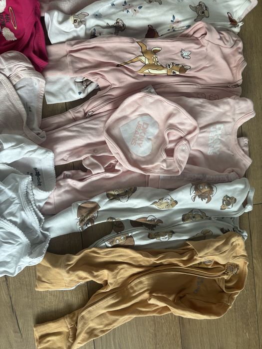 Ubranka dla dziewczynki ( Tommy H , DKNY JEANS itd ) rozmiar 50-62