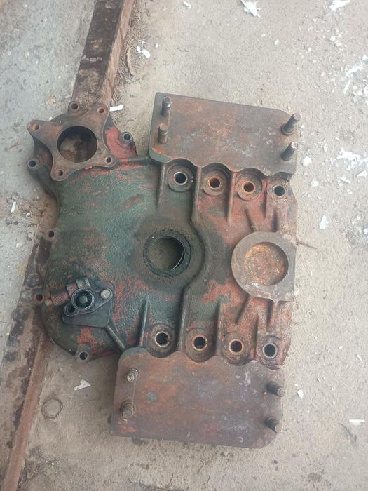 Pokrywa rozrządu zetor 7211 i pochodne