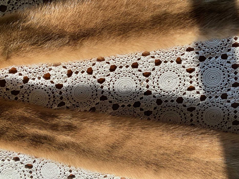 Estola de vison castanho claro