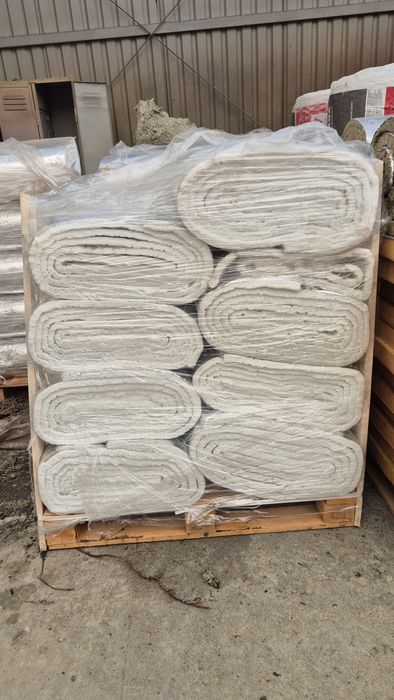 Włóknina szklana typu E-Glass z folią aluminiową 20/3300 g/m2