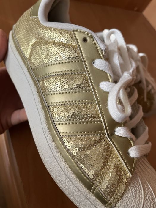 Adidas superstar