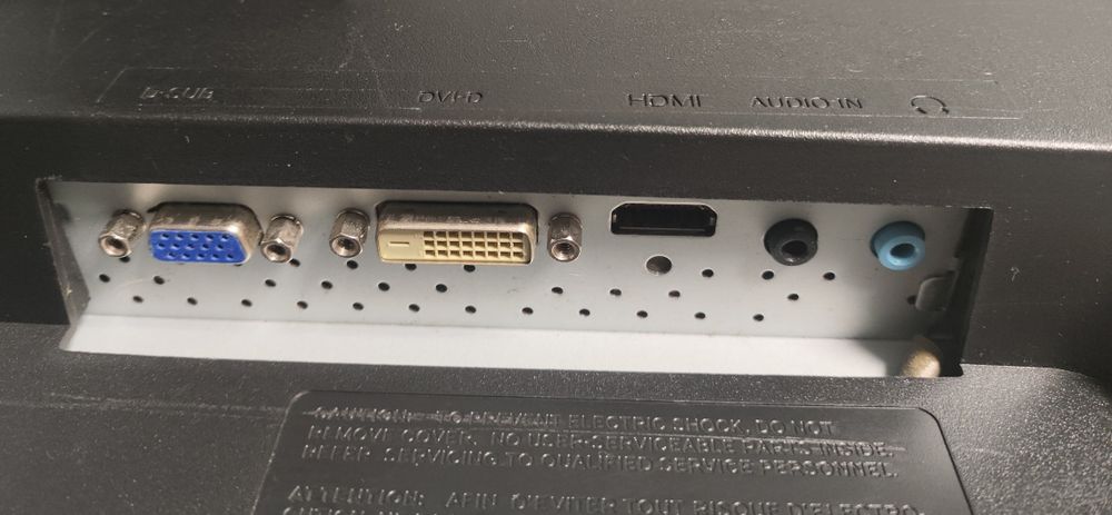 Монітор 24" LG W2442PA, Full HD