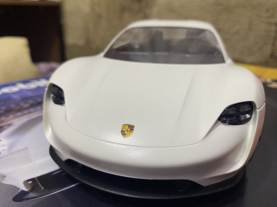 Модель-конструктор на радіокеруванні Playmobil - Porsche Mission E 2.0