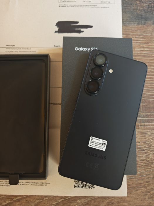 Samsung S26 5G 6.3" 12GB/256GB Preto Novo(Nunca Usado) C/Garantia Aceito Retomas