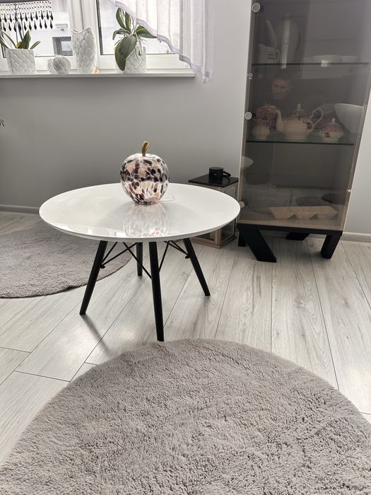 Stolik kawowy okragly