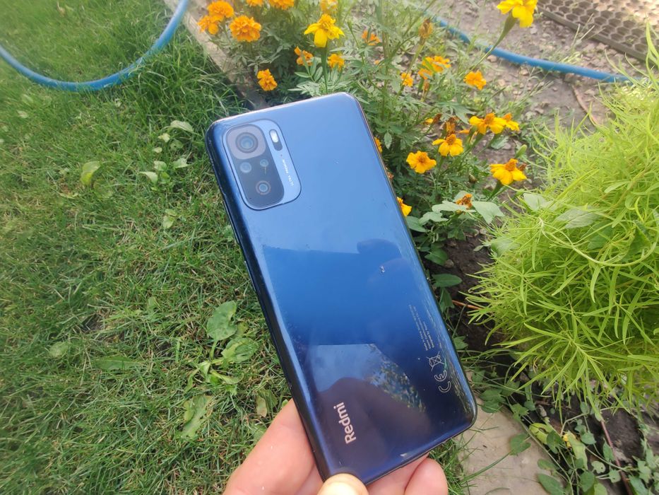 Смартфон Xiaomi Redmi Note 10 4/128Gb