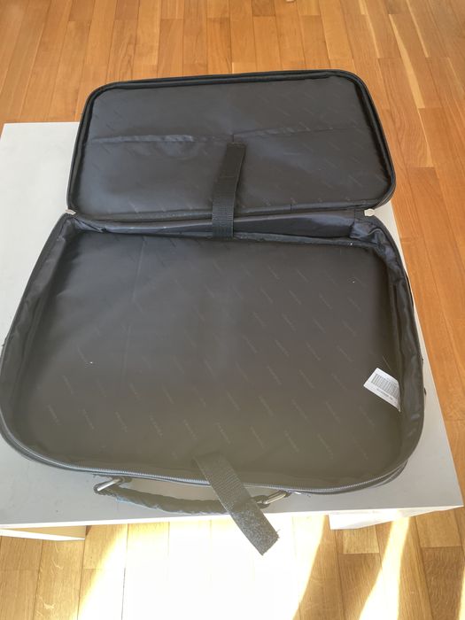 Mala para portátil ate 15,6 polegadas marca Toshiba