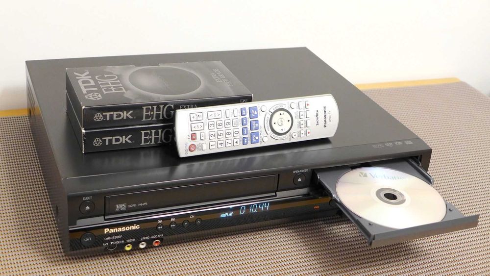 Nagrywarka VHS/DVD, Panasonic DMR-ES35, sprawna 100%, copy VHS