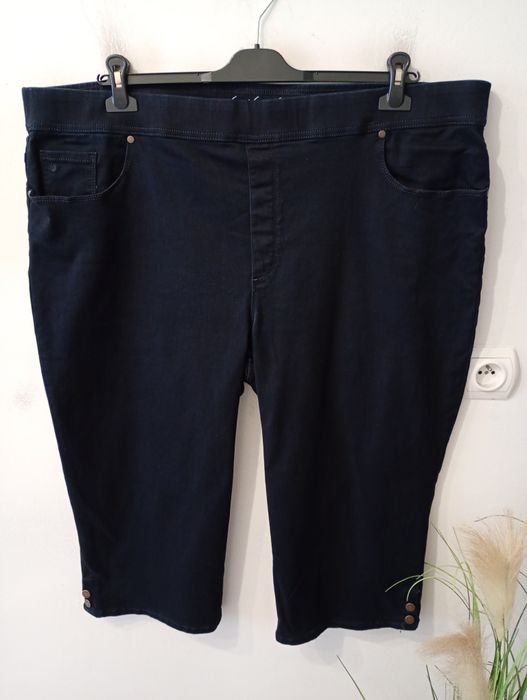 Mięciutkie rybaczki jeansowe na gumce rozmiar 56 Gloria Vanderbilt