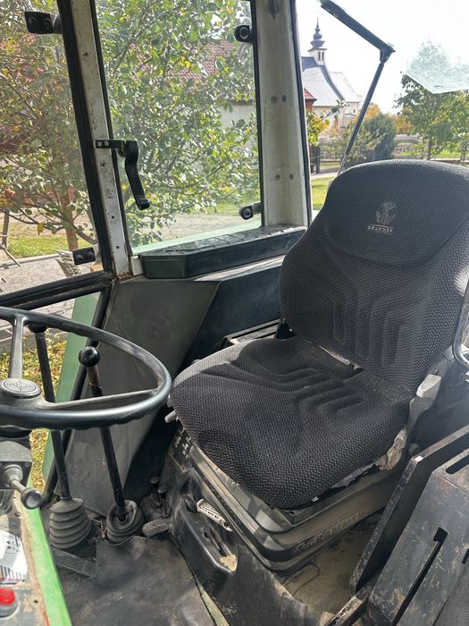 ciągnik rolniczy Steyr 8100