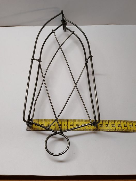 PODSTAWKA pod żelazko z PRL, metalowa, ażurowa, druciana, vintage