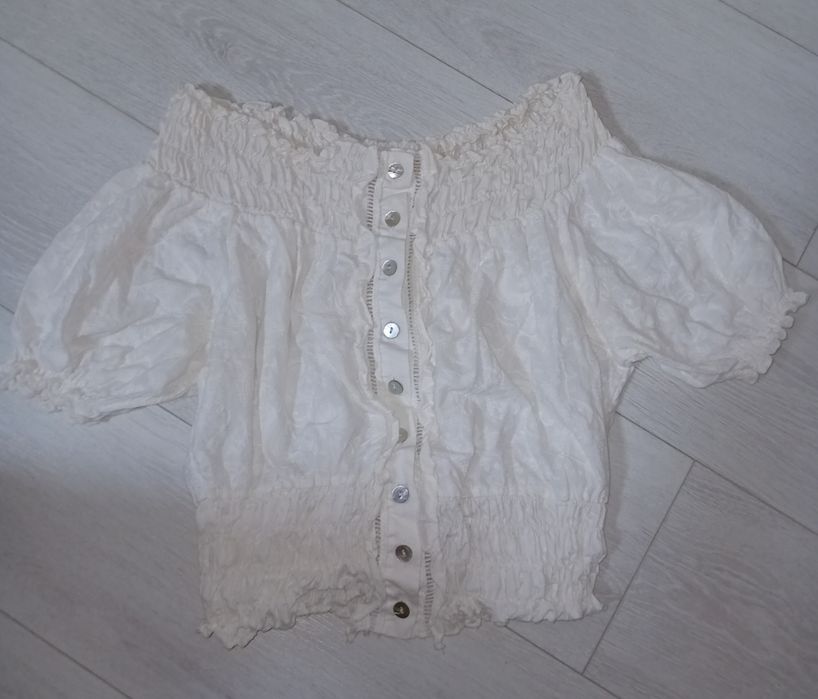 топик с відкритими плечима, розмір s/m