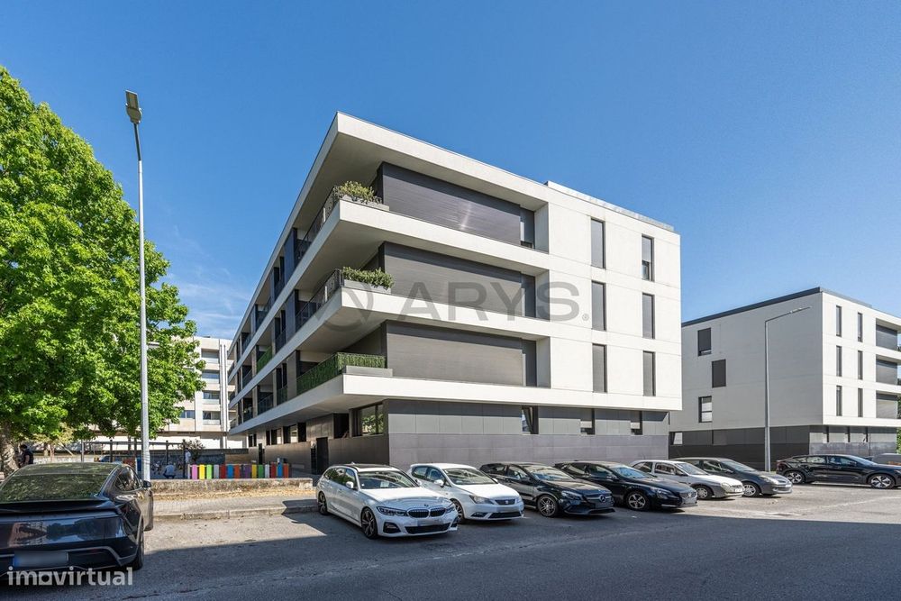 Brand-New T3 Apartment in Tenões, Braga