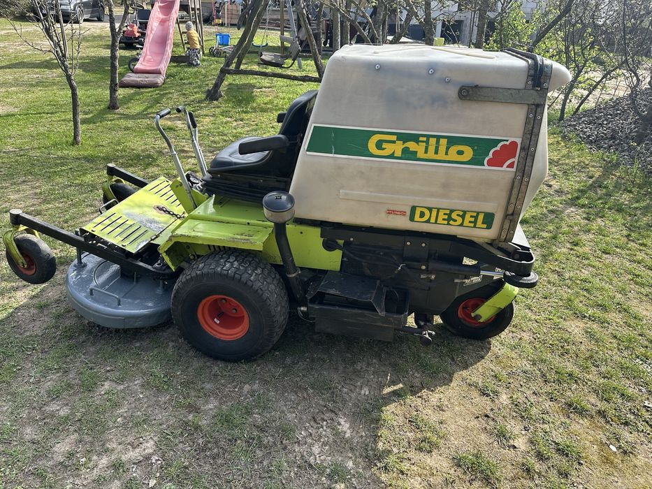 Grillo FD300 Kosz Diesel Kosiarka Traktorek