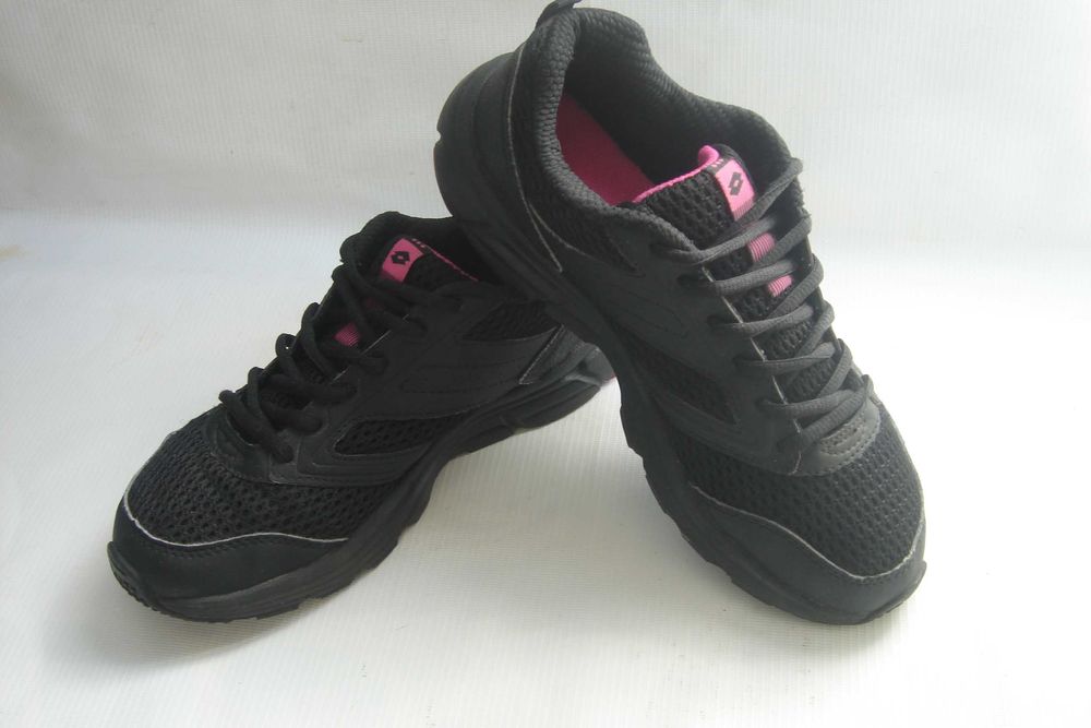 Кожаная мужская летняя обувь.