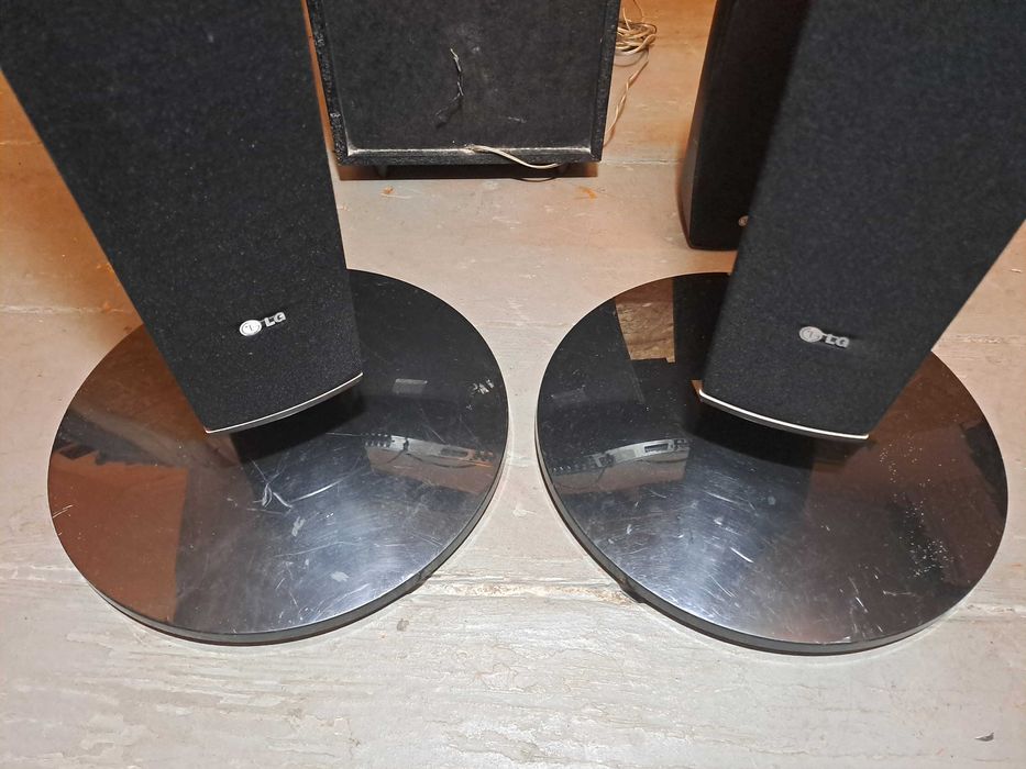 Шикарный домашний кинотеатр  LG 5.1.