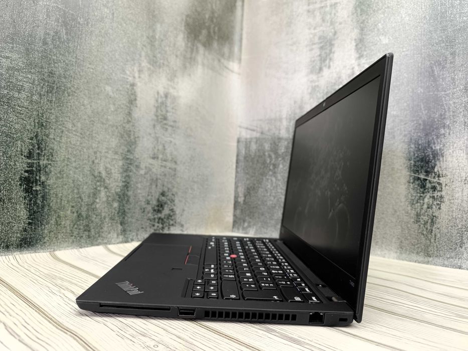 Ноутбук Lenovo ThinkPad Т490\IPS\14.0"\i5-8365U\8 GB\SSD256 ідеальний
