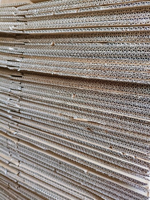 Karton 30x30x30cm (30*31*29)