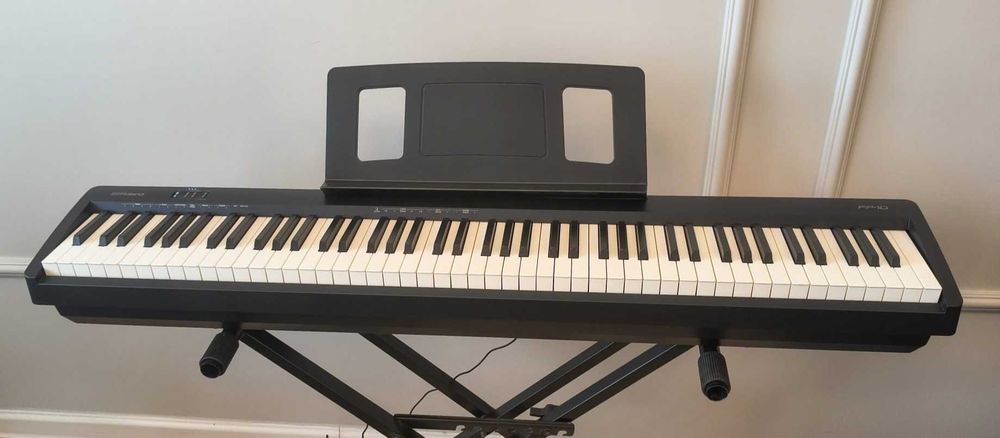 Roland FP-10 BK Bluetooth - Pianino Cyfrowe, Stage Piano