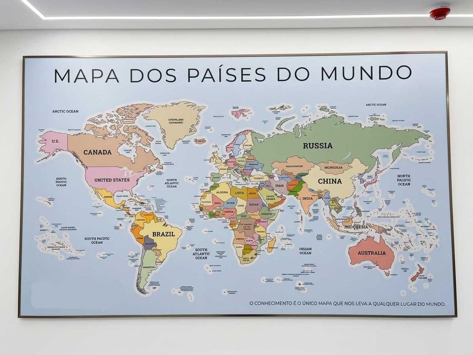 Quadro Mapa Mundo Grande em PVC Slim (200 x 122 cm) – Ultra Fino e Resistente