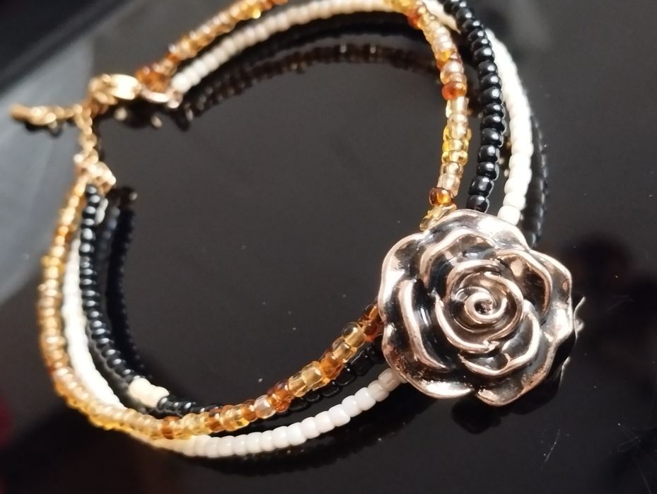 Bransoletka damska z różą