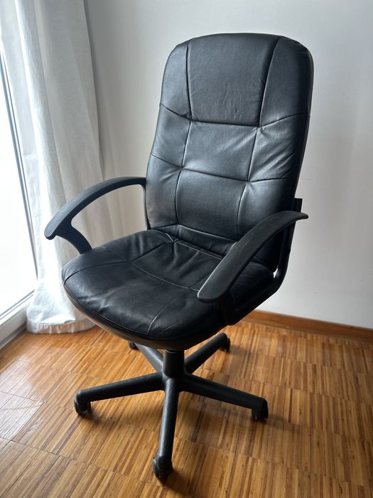 Cadeira de Escritório Staples