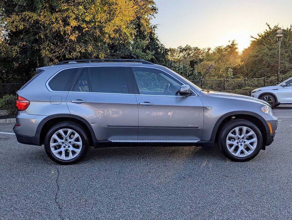 BMW X5      2012