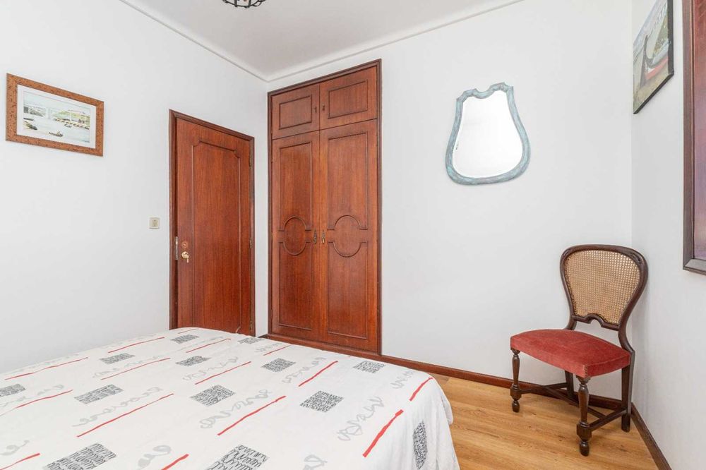 Quarto para Arrendamento Mensal