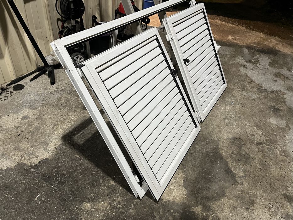 Portada 160cm por 98,5cm