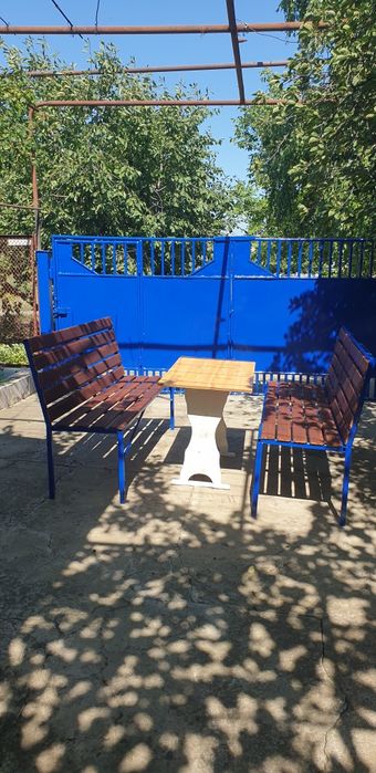 Продам комплект лавок