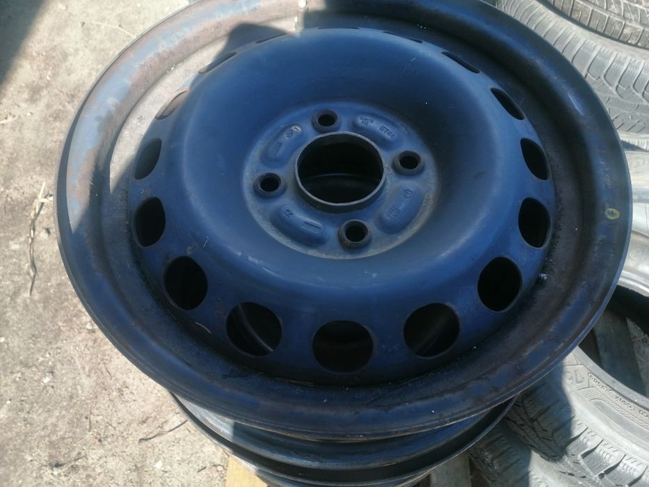 Felgi stalowe Volvo 15 cali.