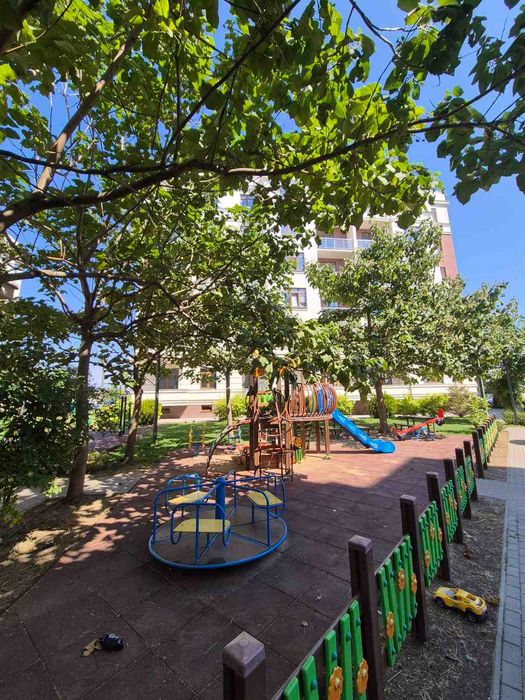 3 комнатная в престижном районе ЖК "Парк Совиньон"