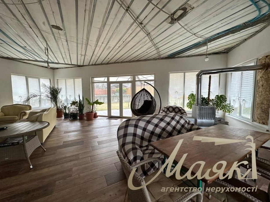 Затишний, ексклюзивний будинок в с-щі Володимирівське.