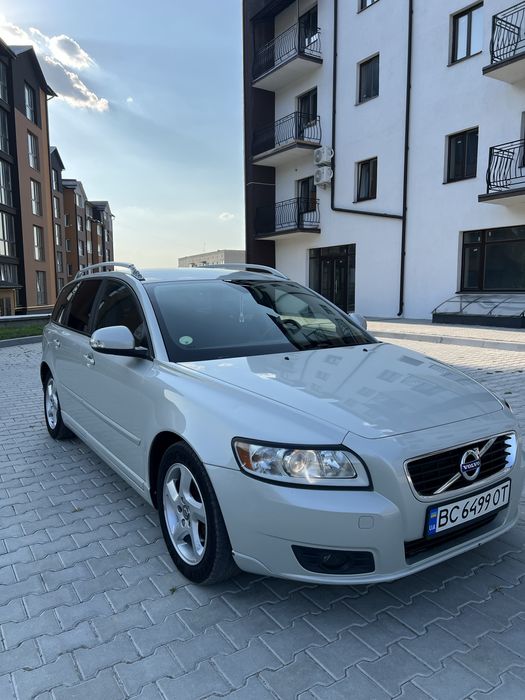 Volvo v50 1.6 дизель 2012р