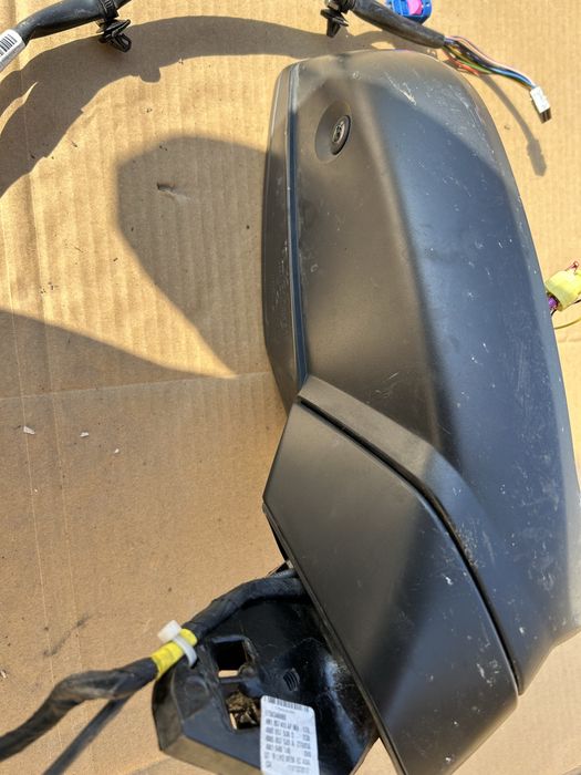 Audi Q7 4M0 Ауди ку7 4м0 зеркало правое  +камера+ассистент