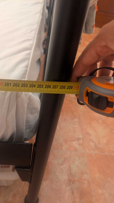 Cama 140x200 com estrutura