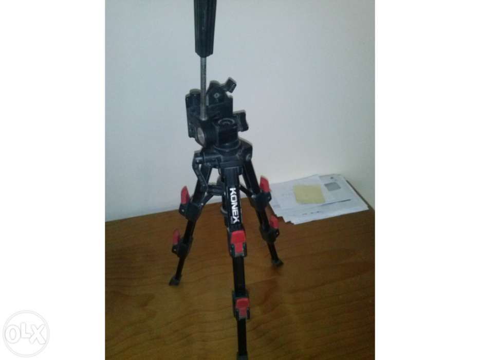Tripé extensivel para maquina fotografica c/Maquina Sony de Oferta