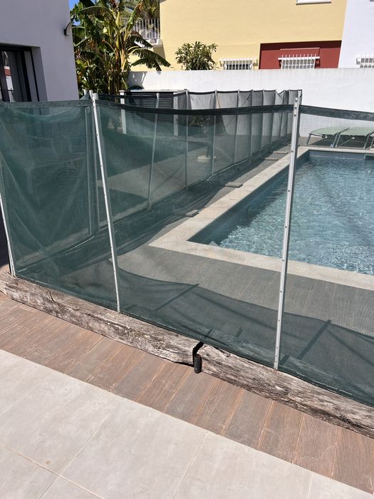 Vedação para piscina translucida e muito segura
