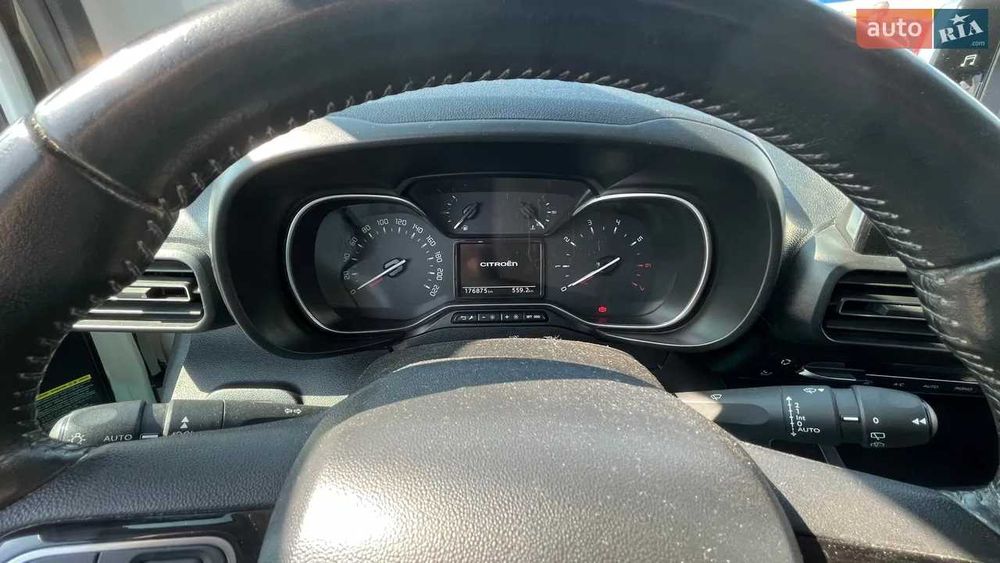 Продам автомобіль