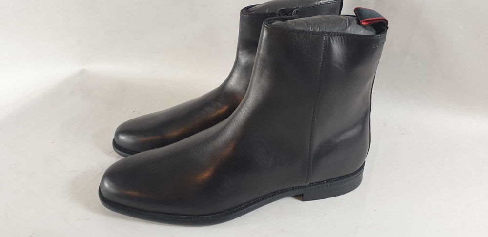 BOSS SZTYBLETY HUGO Kyron rozmiar 42,5