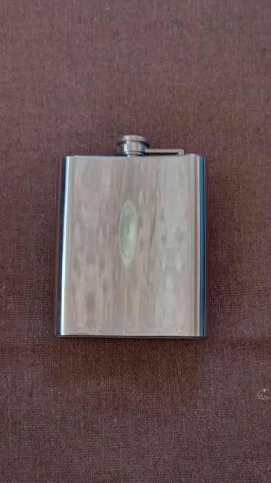 Карманная  фляга